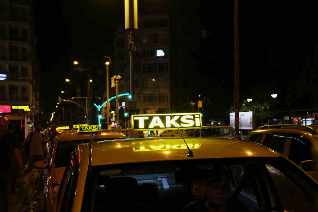taxiweybridge